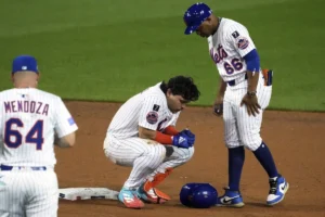 Francisco Álvarez de los Mets se someterá a una resonancia tras lesionarse el pulgar ante Marineros