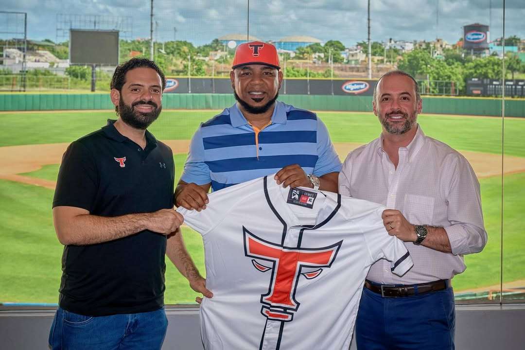 Edwin Encarnación se une a los Toros del Este