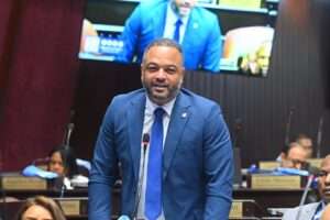 Carlos Pérez impulsa y logra aprobación de nuevo instituto técnico en Santo Domingo Norte