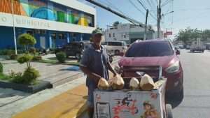 “El Coquero de Nagua” pide a Abinader cumplir promesa de ayuda para reconstruir su vivienda