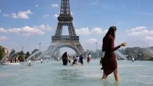 La ola de calor eleva la alerta naranja en 28 departamentos del sur de Francia