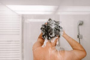 ¿Realmente necesitas bañarte todos los días? Harvard tiene la respuesta