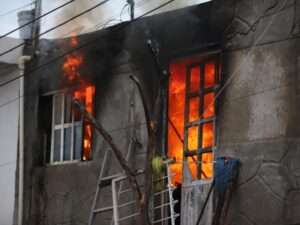 Tragedia en Islabón, Sabaneta de Yásica: Incendio consume dos viviendas y cobra la vida de una mujer