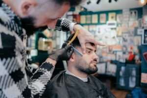 Hombres son mas fieles a su barbero, que a su pareja