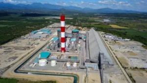 Unidad 2 de Punta Catalina vuelve a operar tras reparación técnica y labores de limpieza por sargazo