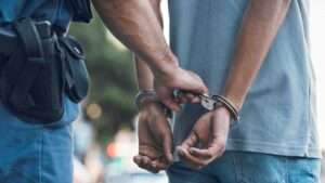 Curandero arrestado por pedir sexo a sus pacientes para sanarlos