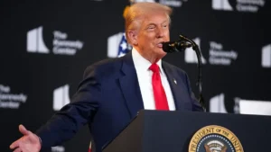 Trump anuncia que patrullará Washington con policía y Guardia Nacional