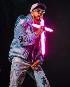 CNEPR advierte a productores tras presencia de menores en concierto de Anuel AA