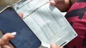 Polémica por video de joven que alega librarse de multa por influencia familiar