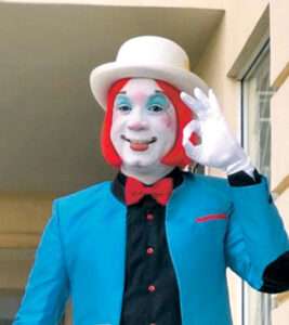 Payaso Kanqui tendrá dos días libres a la semana tras modificación de condena