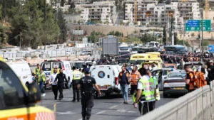 Al menos seis personas mueren en ataque a tiros en Jerusalén