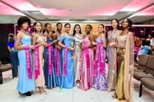 Éxito total en la Gran Gala Fashion Show 2025 de la Academia Isis Caamaño