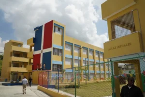 Gobierno entrega nuevas etapas de 3 escuelas en el Gran Santo Domingo