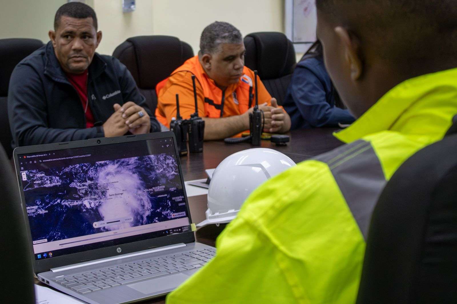 Ayuntamiento de Santo Domingo Este activa comité de emergencia ante alerta por vaguada