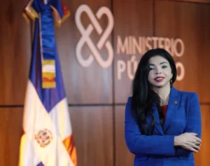 Yeni Berenice recibe informe de irregularidades en SENASA y Gobierno asegura continuidad de servicios