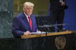 Trump agradece a El Salvador por ayudarle a "encarcelar a tantos criminales"