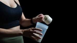 Expertos opinan: ¿la creatina ayuda a mantener el cerebro despierto?