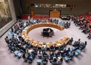 Consejo aprueba reactivar sanciones contra Irán por su programa nuclear