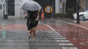 Tarde de fuertes aguaceros en el país pese a las altas temperaturas