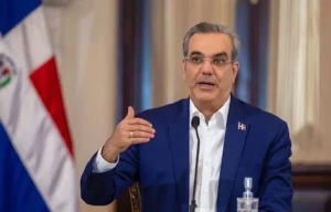 Presidente Abinader declara duelo oficial por fallecimiento de Guillermo Caram Herrera