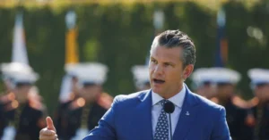 Jefe del Pentágono sorprende con reunión masiva de generales y almirantes