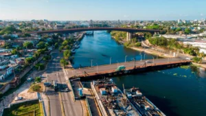 Cierre temporal del Puente Flotante sobre el río Ozama este sábado 13 de septiembre