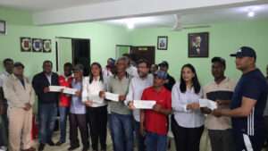 Gobierno realiza pagos de indemnización de RD 8,222,000 a agricultores de Azua