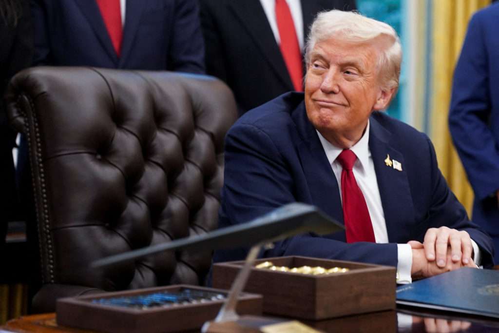 Donald Trump critica al alcalde de Chicago y al gobernador de Illinois por operaciones de ICE