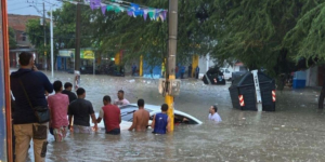 Santa Marta bajo el agua por tercer día tras aguacero de más de tres horas
