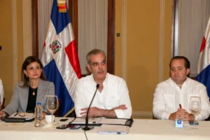 Gobierno ratifica suspensión de labores y docencia ante efectos de la tormenta tropical Melissa