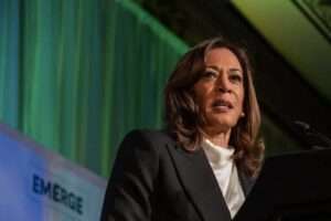 Kamala Harris deja la puerta abierta a la presidencia en 2028