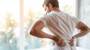 Cómo la actividad física adecuada puede ayudar a aliviar y prevenir el dolor lumbar