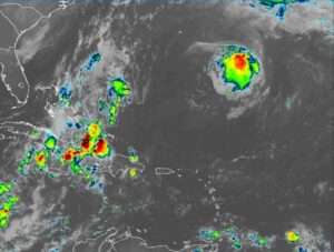Tormenta tropical Lorenzo se forma en el Atlántico; pronostican aguaceros en varias zonas del país
