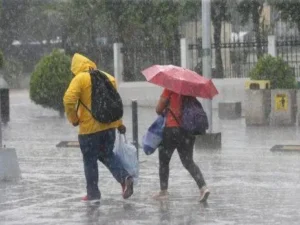 Lluvias continuarán durante el fin de semana; advierten riesgo de inundaciones