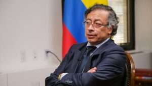 Presidente Gustavo Petro ordena expulsión de delegación diplomática de Israel en Colombia