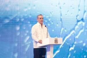 Abinader resalta avances democráticos e institucionales durante “La Semanal con la Prensa”