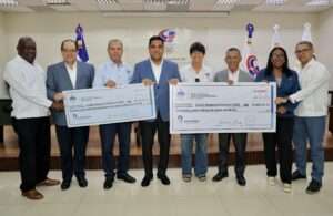 Ministerio de Deportes entrega más de 150 millones de pesos para la preparación de atletas dominicanos