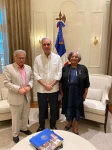 Médicos activos y pensionados recibirán aumento salarial, anuncia CMD en presupuesto 2026