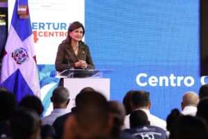 Raquel Peña inaugura nuevos centros del programa Oportunidad 14-24 en Santo Domingo Este
