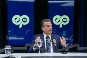 Ministro de Industria y Comercio muestra el clima de inversiones en RD
