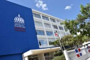 Ministerio de Trabajo anuncia posposición de jornada de empleo por paso de la tormenta tropical Melissa