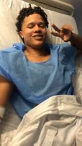 Familiares denuncian abuso policial contra joven pelotero en Cristo Rey