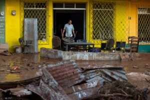 El potente huracán Melissa embate al Caribe, con daños severos en Haití, Jamaica y Cuba