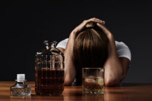 El consumo de alcohol en jóvenes se vincula con el deterioro cognitivo