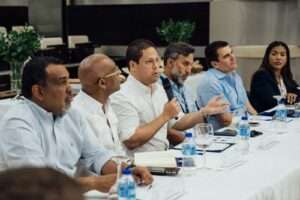 Ministro de Vivienda presenta anteproyecto de ley para reforzar supervisión de edificaciones