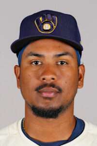 Nicaragüense Carlos Rodríguez lidera victoria de Toros sobre Licey