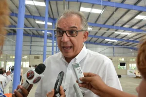 Fernando Capellán aboga por regularizar la mano de obra haitiana en República Dominicana
