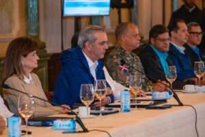 Gobierno revisará esta tarde medidas por el paso de la tormenta tropical Melissa