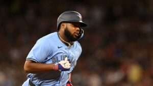 ´Vladdy" se perfila con la postemporada más dominante para un dominicano en MLB