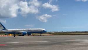 Pete Hegseth, secretario de Defensa de EE. UU., arriba a República Dominicana